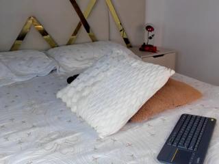 Alisson Bonnet flirt4free stream image