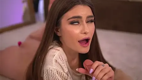 KaylaBray stripchat stream image