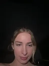 EvieEvans stripchat stream image