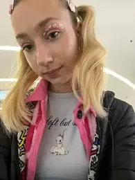 Lia__Love stripchat stream image