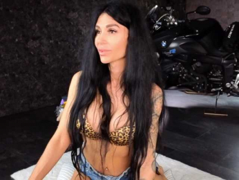 -BABAYAGA- bongacams stream image