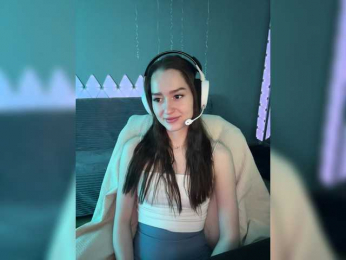 whiteTEA bongacams stream image