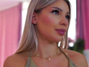 ArtTeasee bongacams stream image