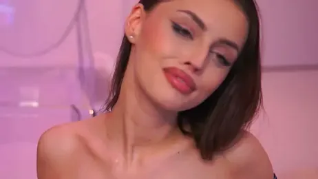 LesaisMore stripchat stream image