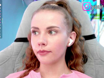 VikkiExtraCheese bongacams stream image