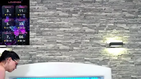 KaylaLewys stripchat stream image