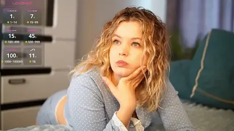 Milana15 stripchat stream image