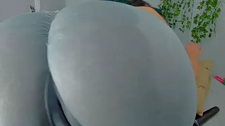 RedAssHottie stripchat stream image