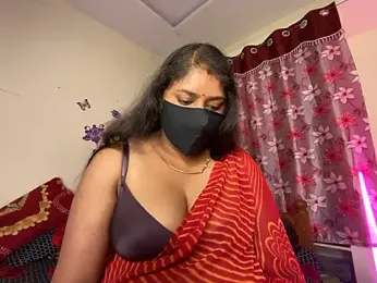 LouleyRanii stripchat stream image