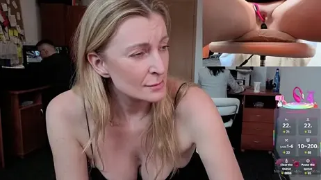 legsLONG stripchat stream image