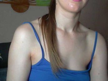 Lolakisss bongacams stream image