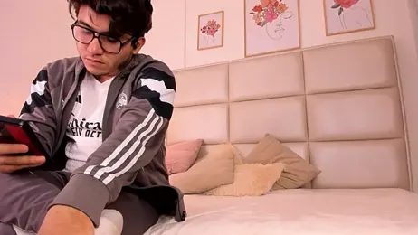 ZukyXYakihiro89 stripchat stream image