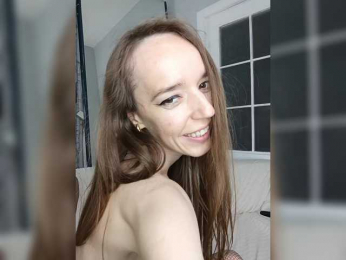 A_R_T_A bongacams stream image