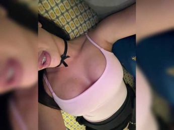 nikawow bongacams stream image