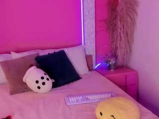 emyliesander camsoda stream image