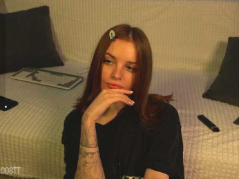 AliceCost bongacams stream image