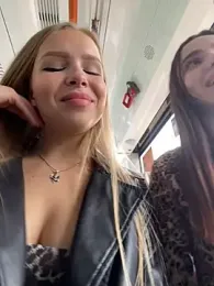 Liza_risky stripchat stream image