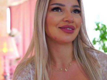 ArtTeasee bongacams stream image