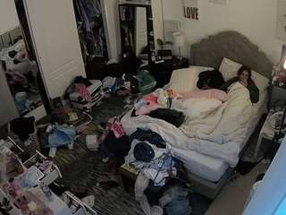 voyeurcam-hornyhostel-02 camsoda stream image