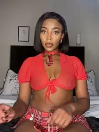 ThickBaddieSA stripchat stream image