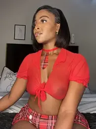 ThickBaddieSA stripchat stream image