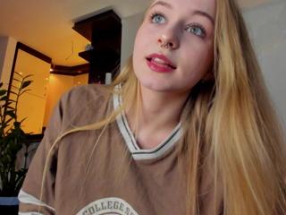 Mia Meowy flirt4free stream image