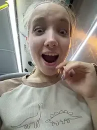 bambi_lu stripchat stream image