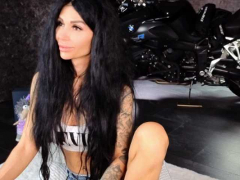 -BABAYAGA- bongacams stream image