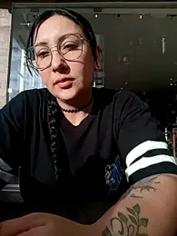 You-kitty2025 stripchat stream image