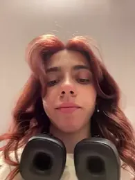 Lily__Belle stripchat stream image