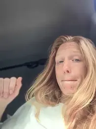 GoldenFlameGoddess stripchat stream image