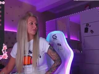 aliciarey camsoda stream image