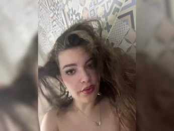 YourLadyyy bongacams stream image