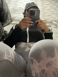 kim_monti stripchat stream image