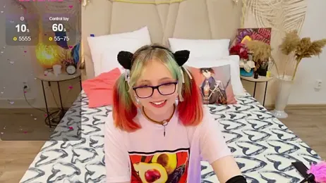 CoralineYoung stripchat stream image