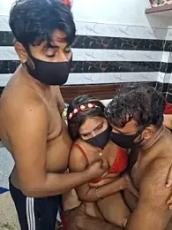 Cute_plak01 stripchat stream image