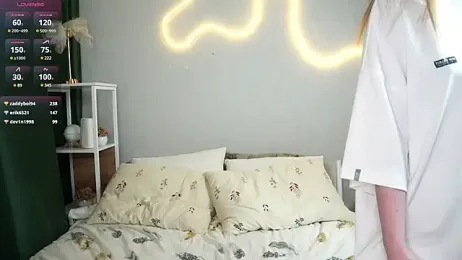 EdlaHewell stripchat stream image