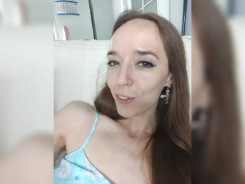 A_R_T_A bongacams stream image