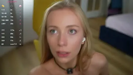 Vika54784 stripchat stream image