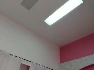 emyliesander camsoda stream image