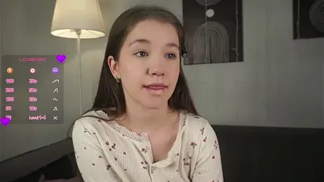 AmiLewis stripchat stream image