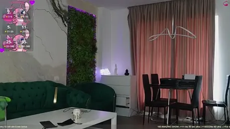 emily_bloom stripchat stream image