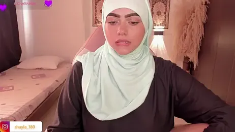 shayla_18 stripchat stream image