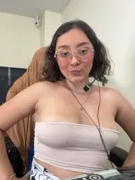 Kay_LustyWife stripchat stream image