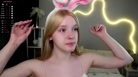 EdlaHewell stripchat stream image