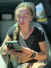 lunagirl13 stripchat stream image