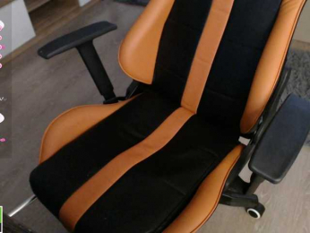 crystalyss bongacams stream image