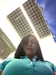 CrazzyChicks stripchat stream image