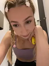 Lia__Love stripchat stream image