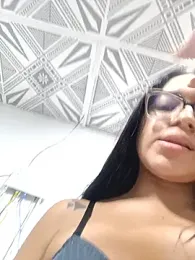 -VICKKY stripchat stream image